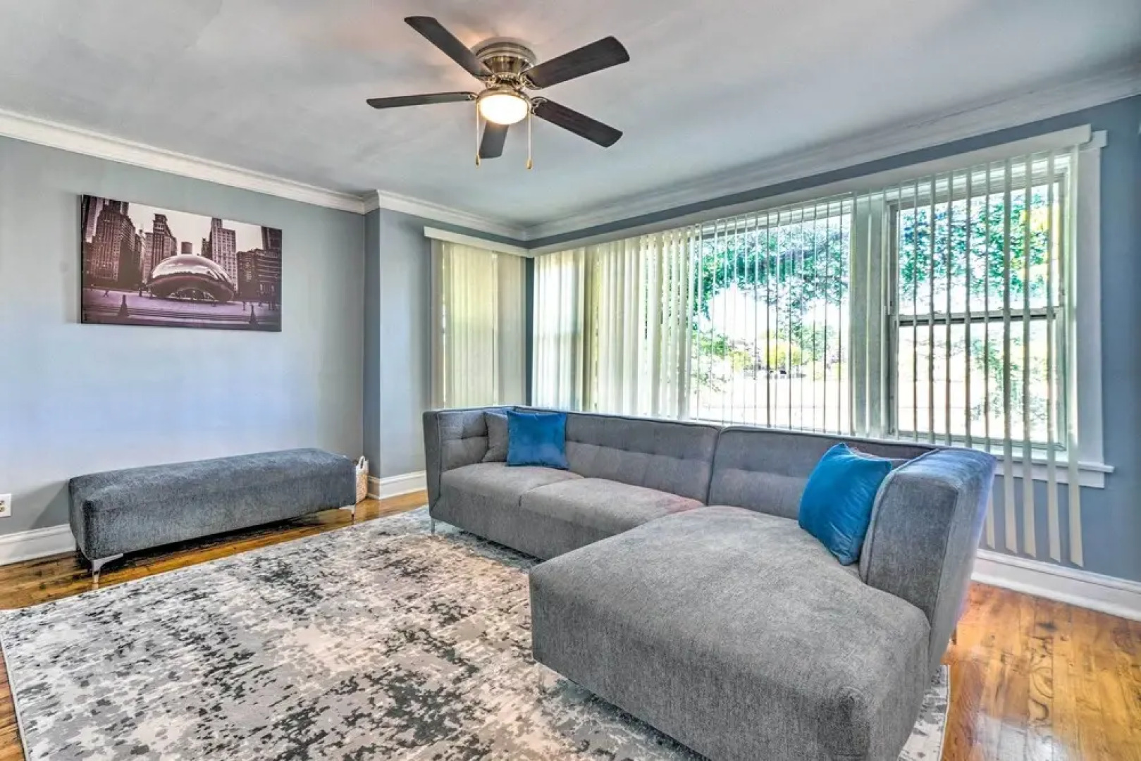 Historic Oak Park Apartment ~ 8 Mi to Downtown