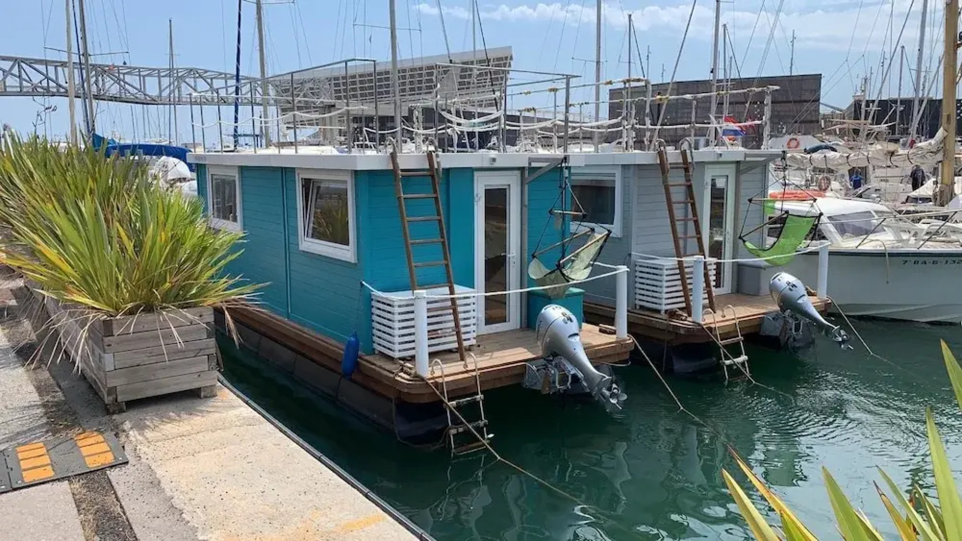 Vintage Classic 70s Boat!