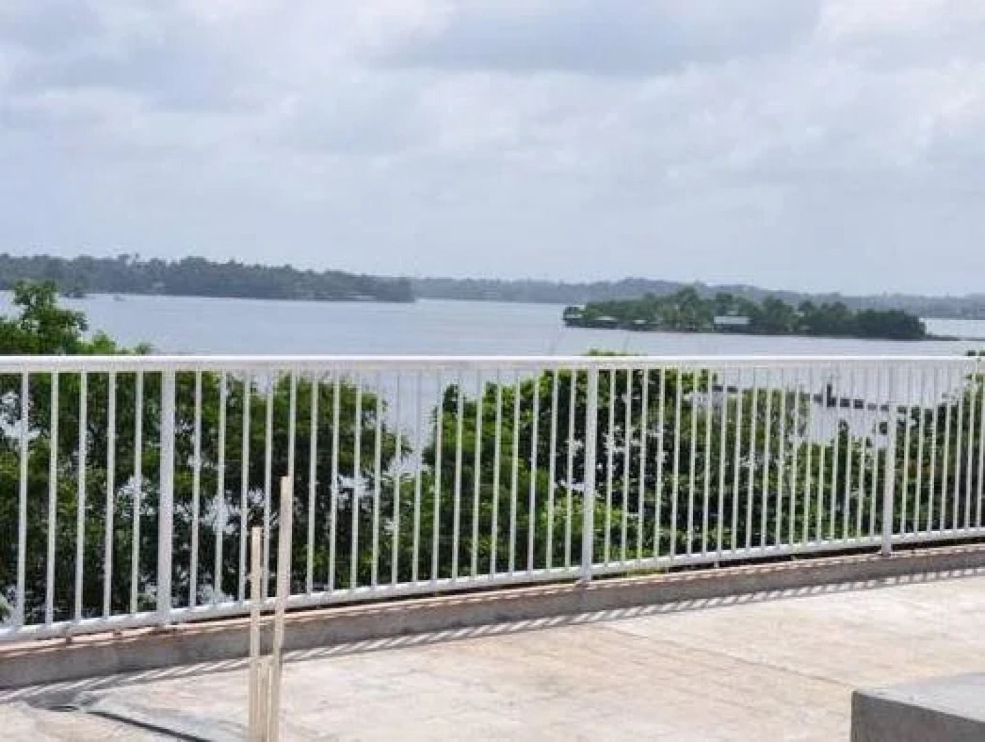 Lake Nest Bolgoda Resort