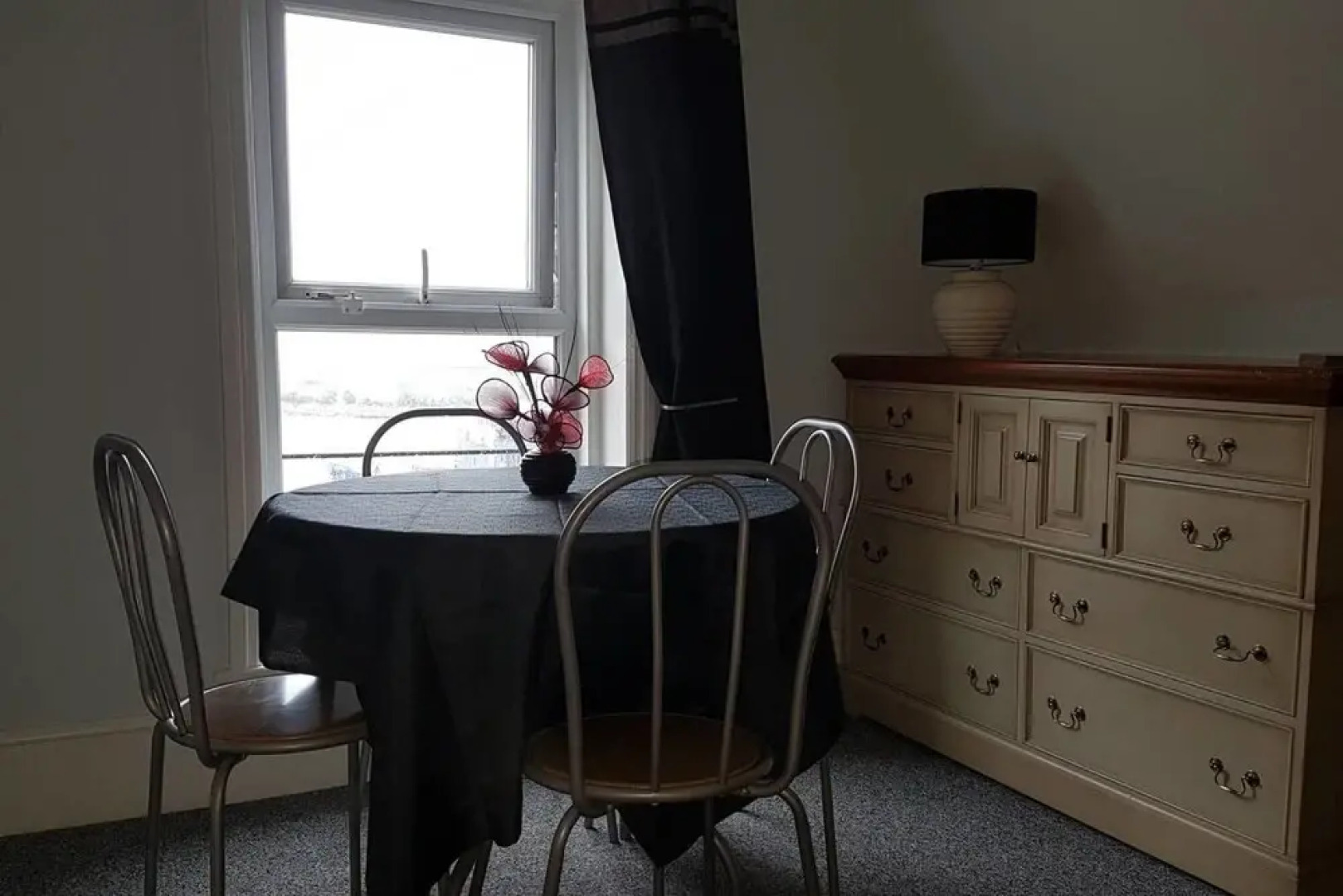 Sleeps 6 Fantastic Views