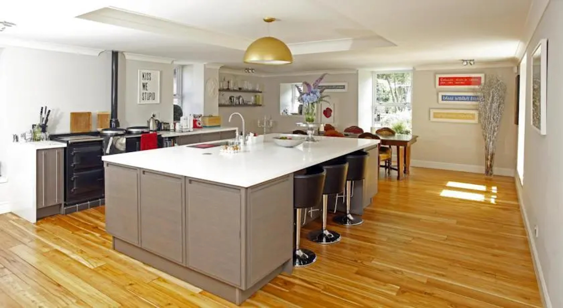 Tour House Bed & Breakfast