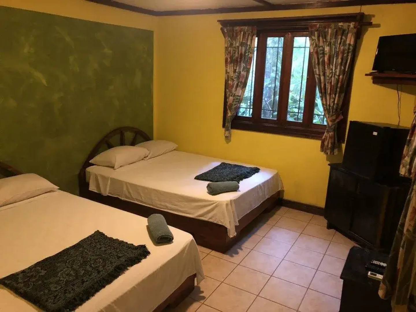 Tasty Dayz Hostel