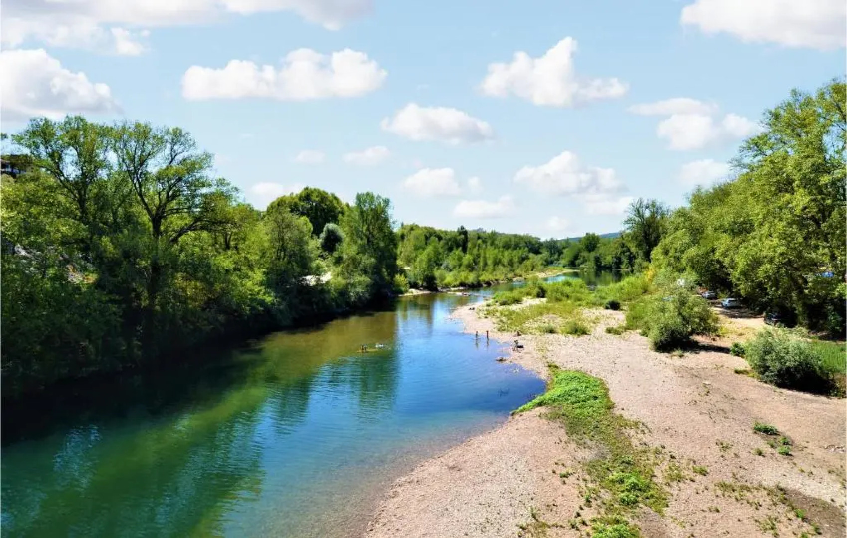 Nice home in Saint Victor la Coste with 3 Bedrooms and WiFi