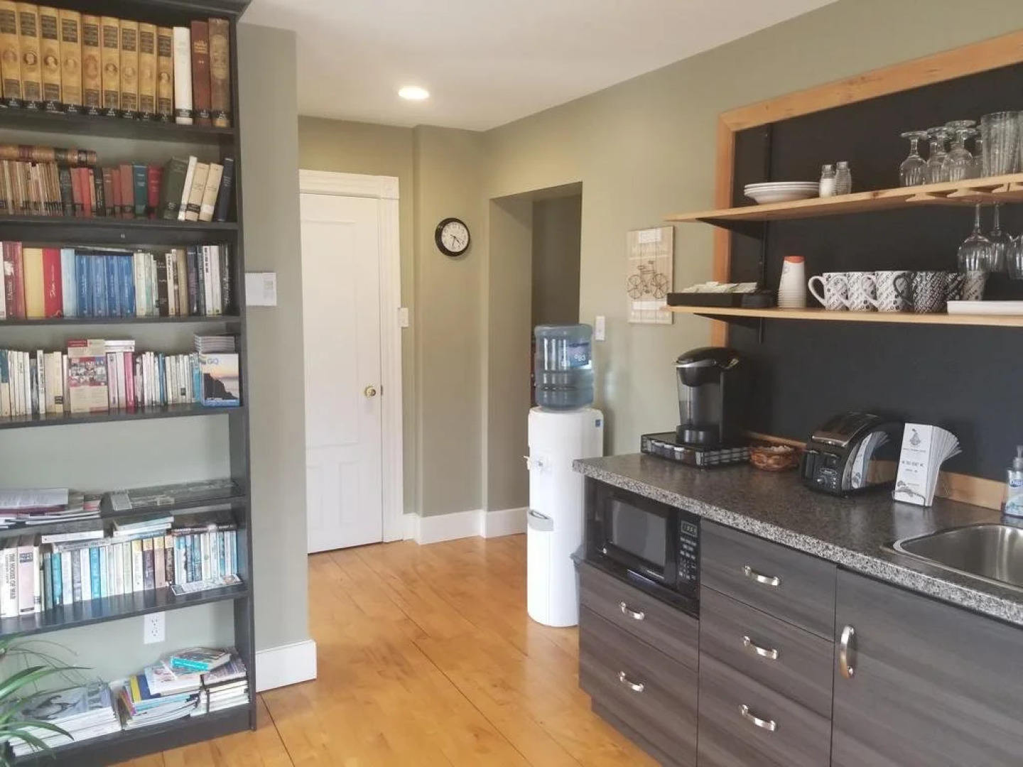 Auberge d'Anjou-Sūrya Café