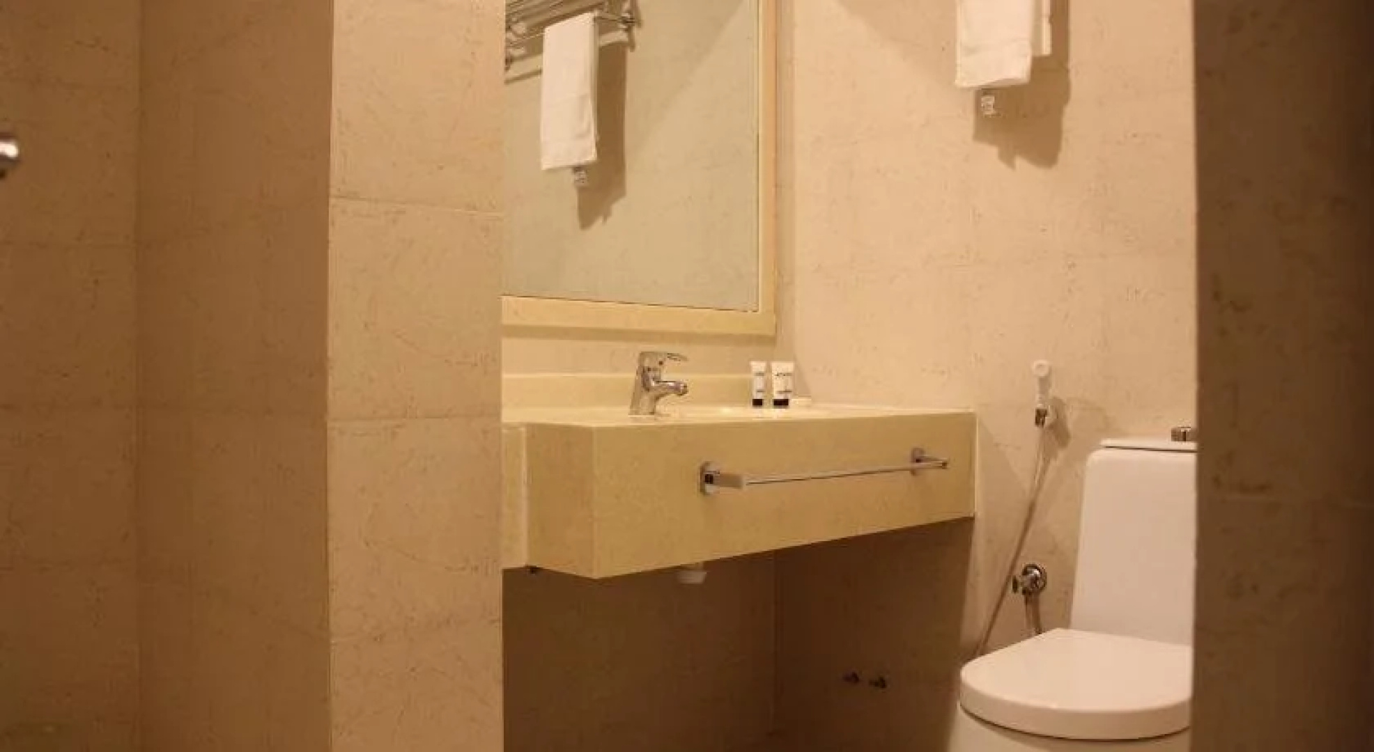 Casablu Hotel