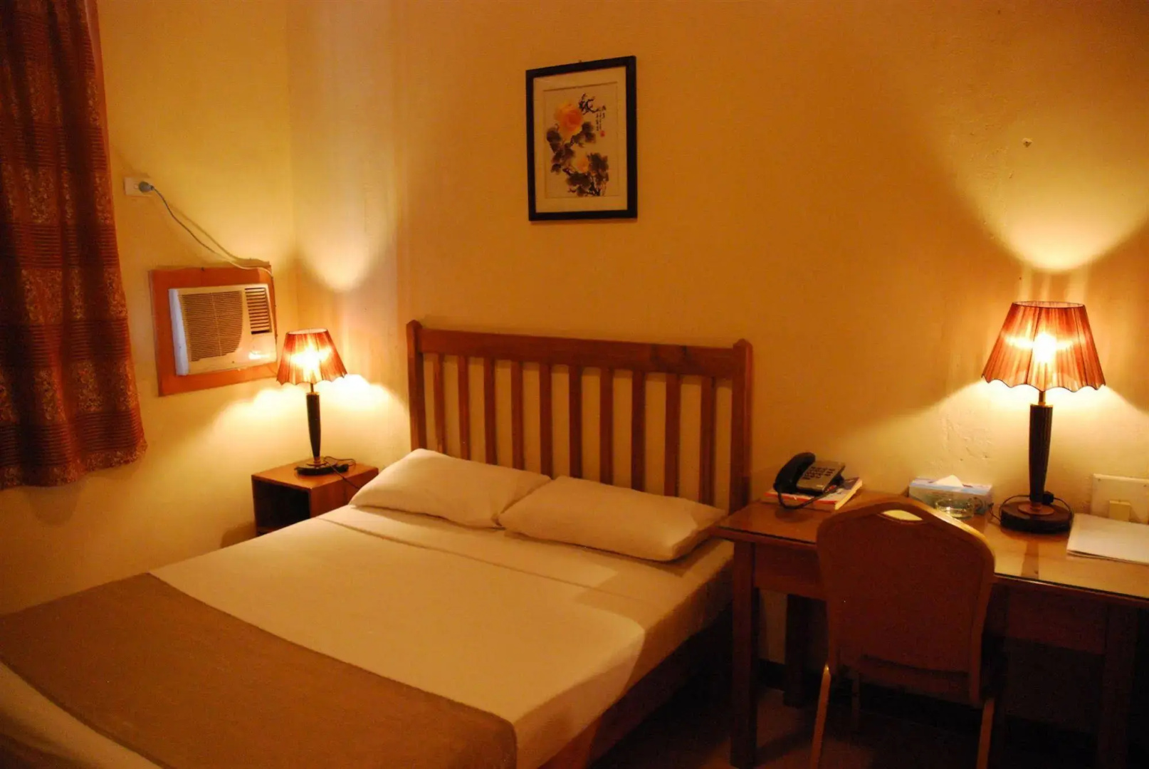 Pacific Crown Hotel