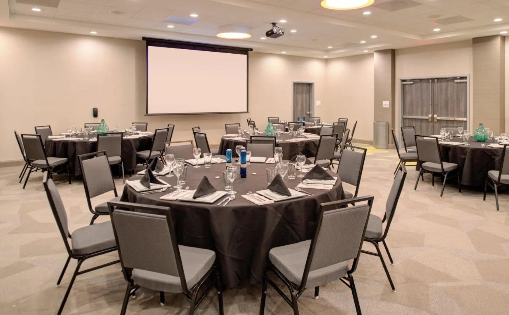 Holiday Inn Hotel & Suites Houston West - Katy Mills by IHG