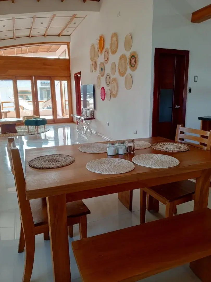 Galapagos Coliving Ecuador Casa Tuna