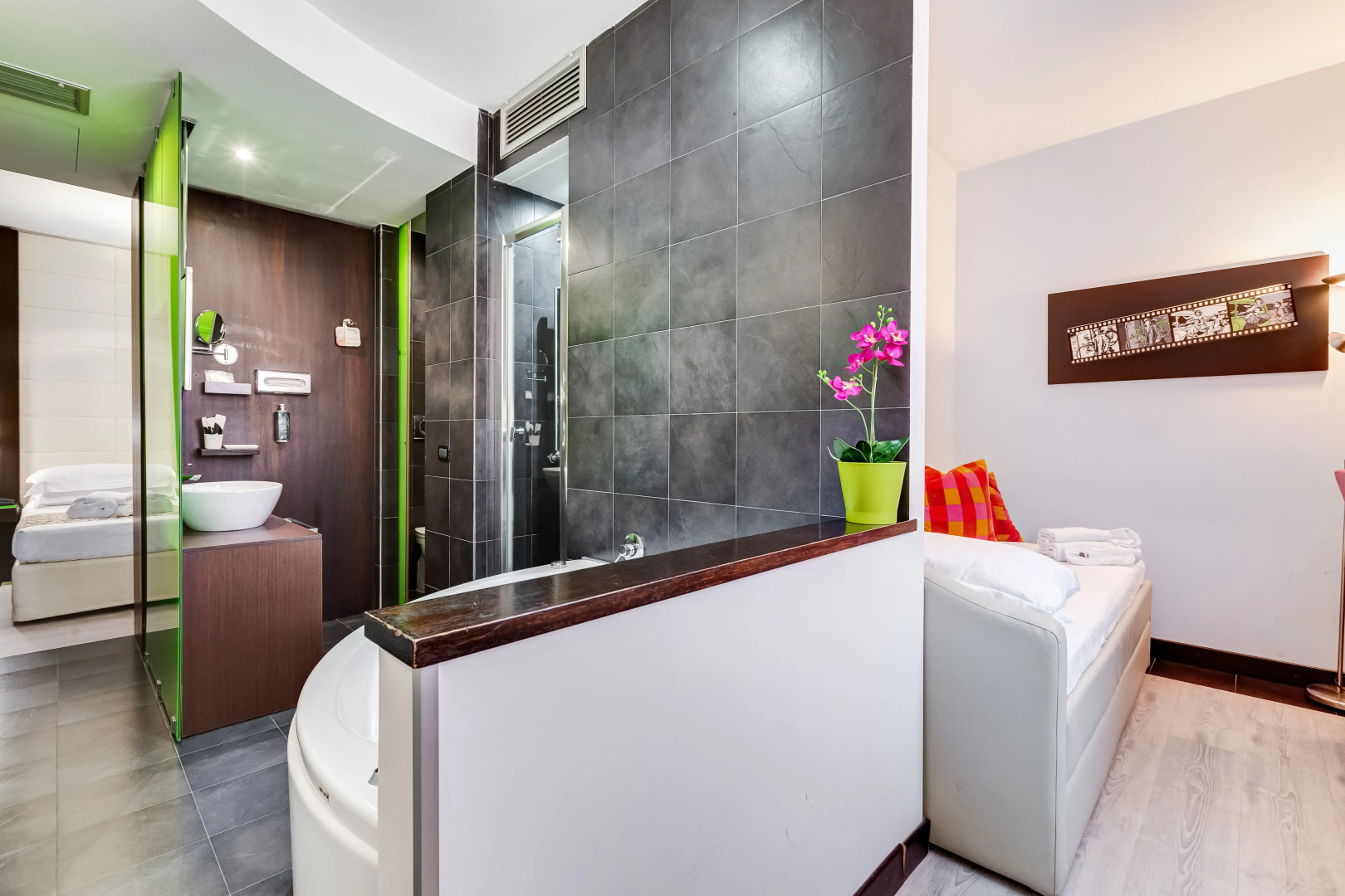 Best Western Cinemusic Hotel