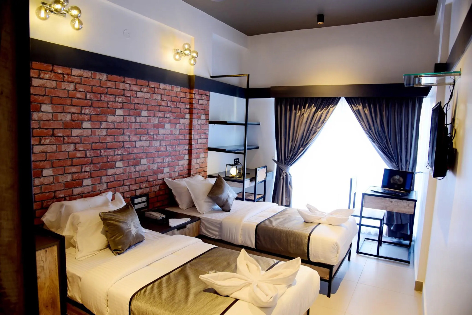 VITS Select Kudro Destinn