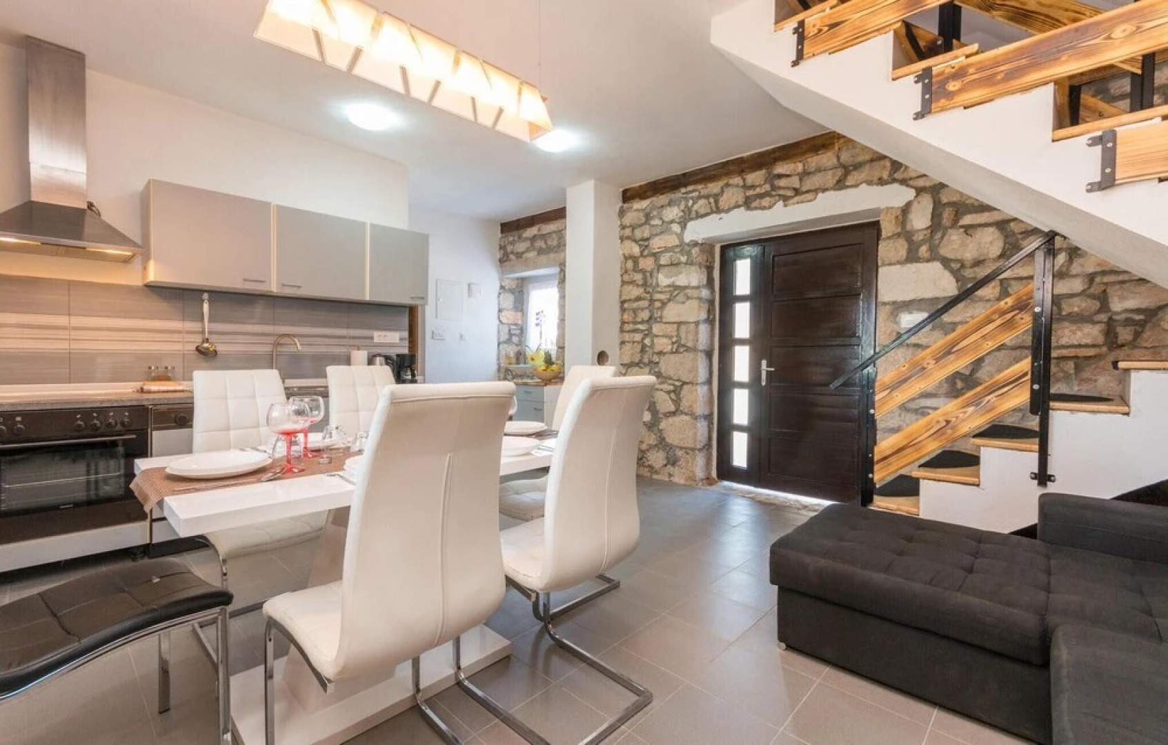 Amazing Home in Donje Rastane With 3 Bedrooms, Wifi and Outdoor Swimming Pool