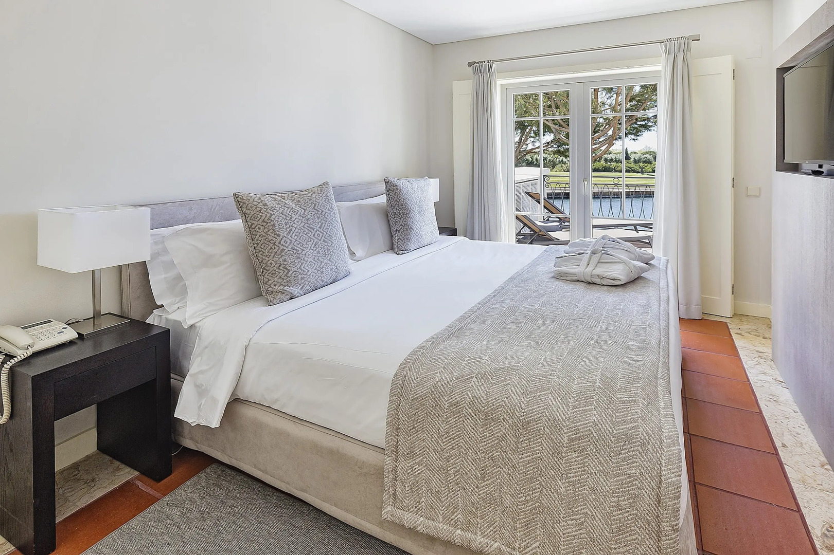 Domes Lake Residences