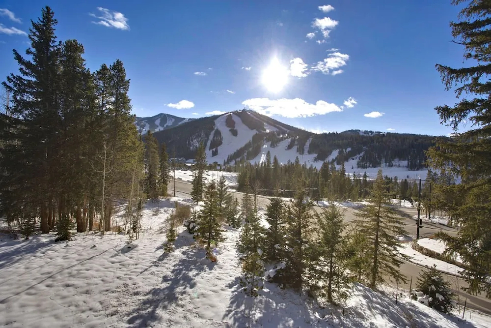 Lakota Mountain Lodge Luxury Villa #205 by Winter Park Escapes