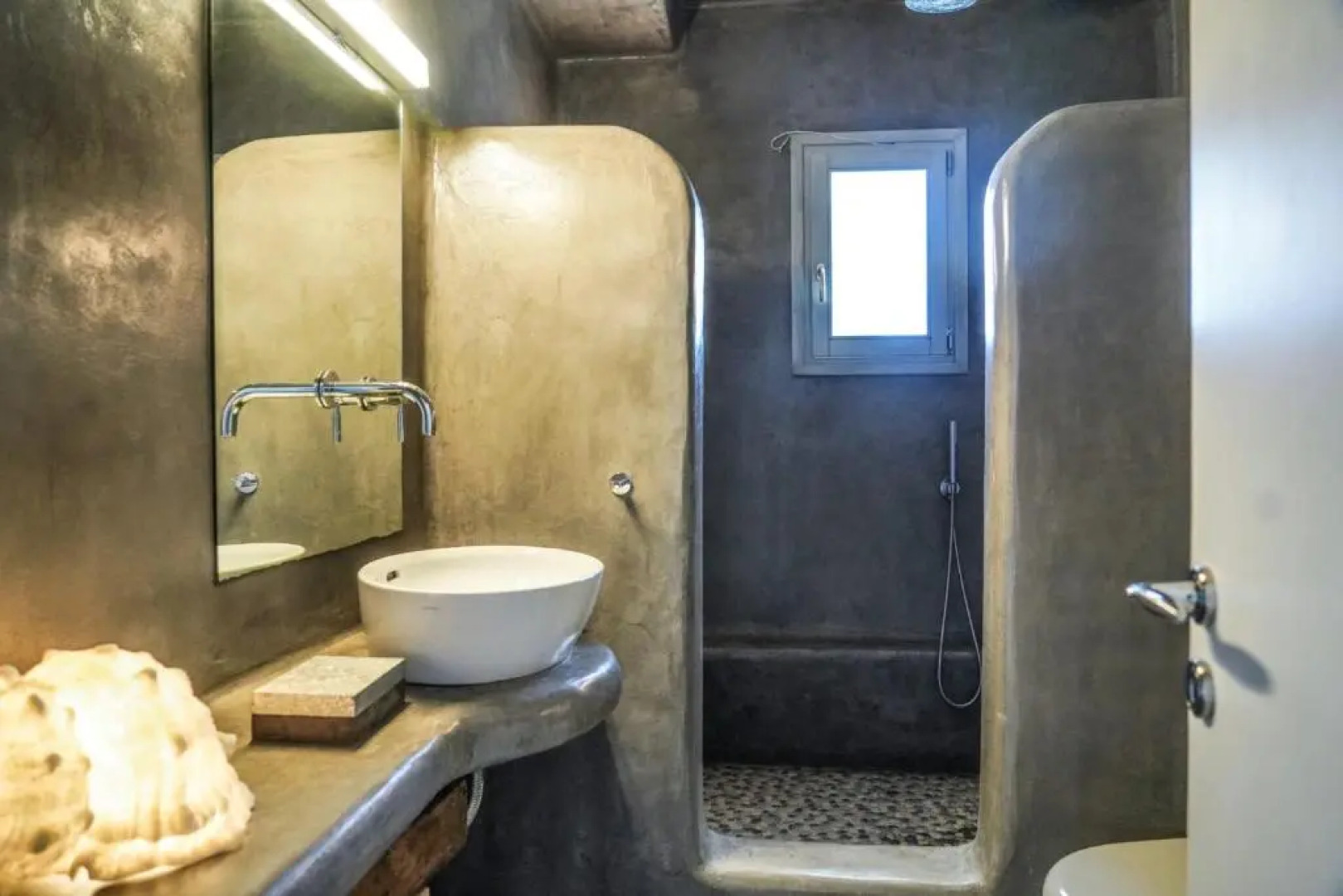 Vesper Jewel Luxurious Residence Complex