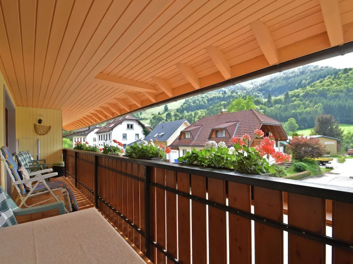 Tranquil Apartment in Geschwend near City Center & River