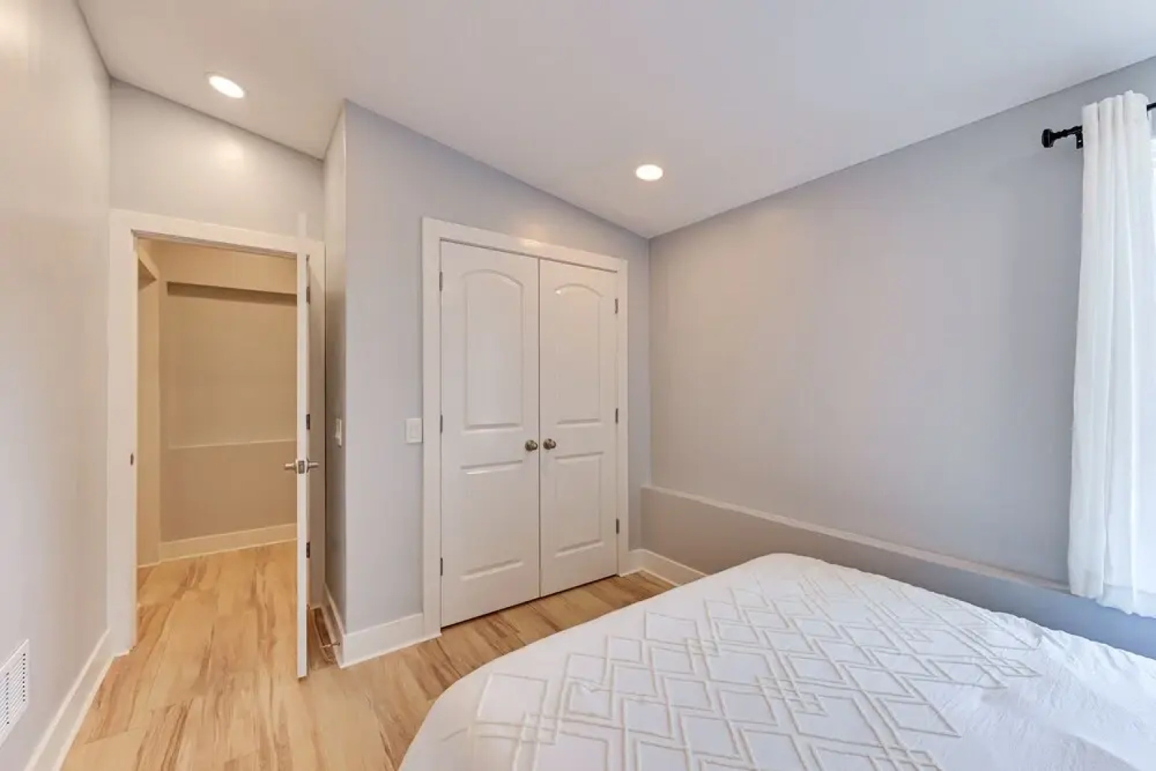 Pet-Friendly New Albany Home < 7 Mi To Louisville!