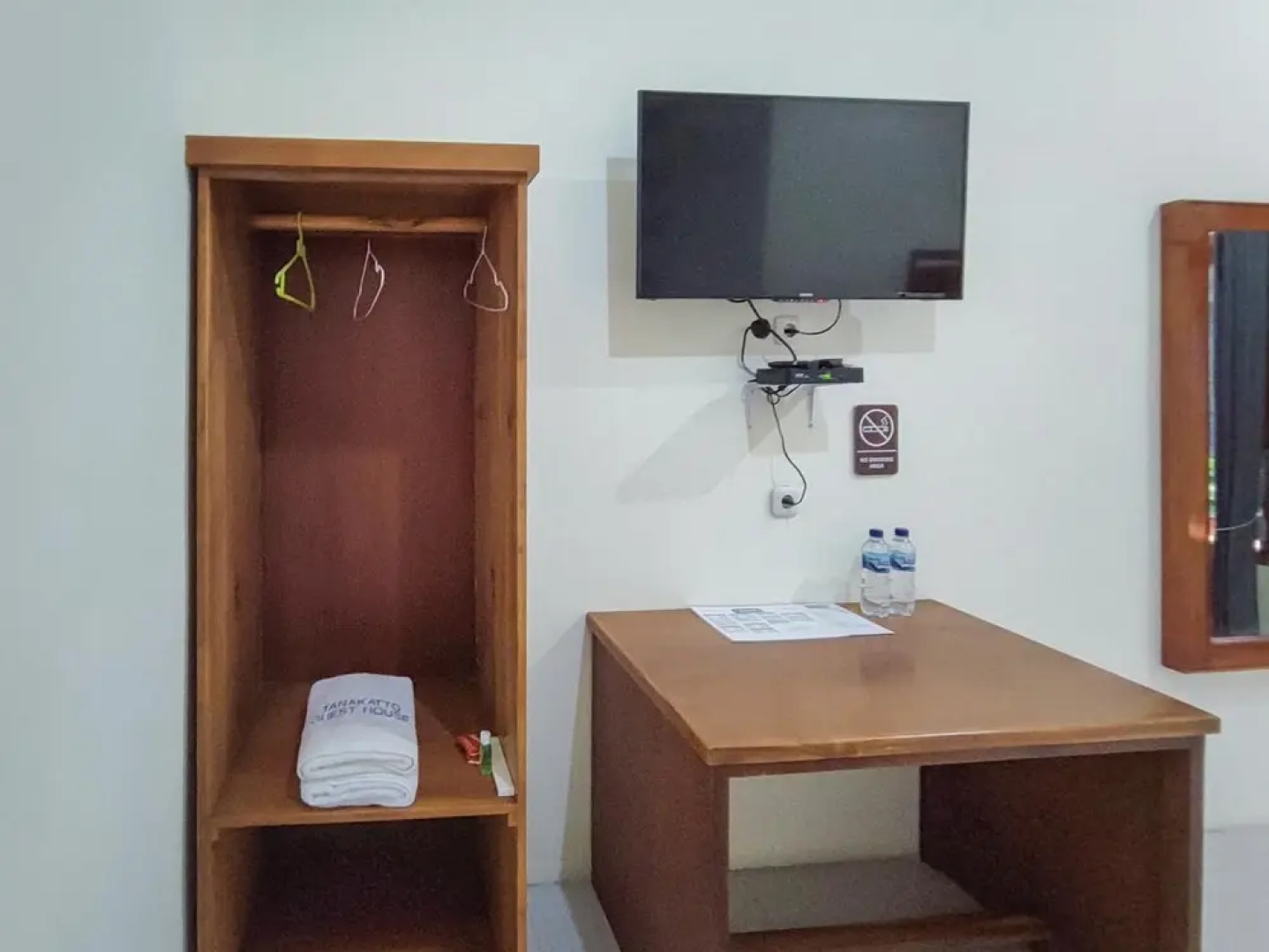 RedDoorz @ Tanakatto Homestay Waikabubak