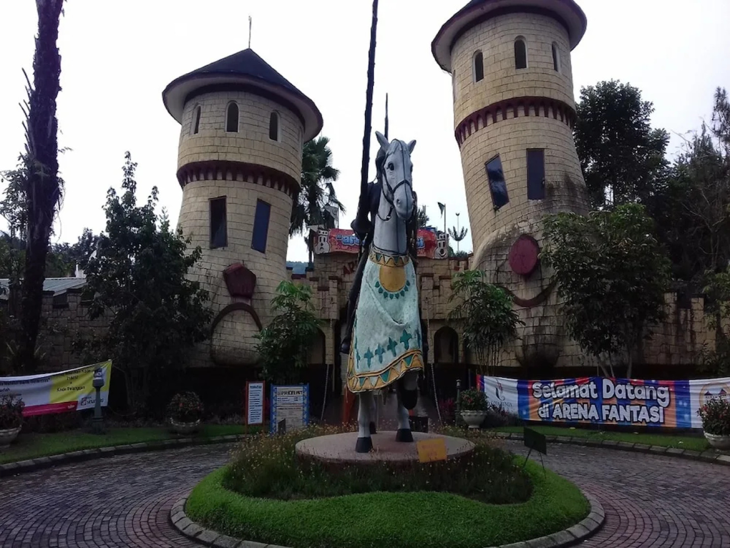 Villa Kota Bunga Vinca