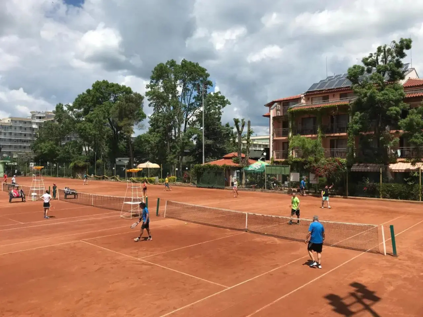 Oleander House And Tennis Club