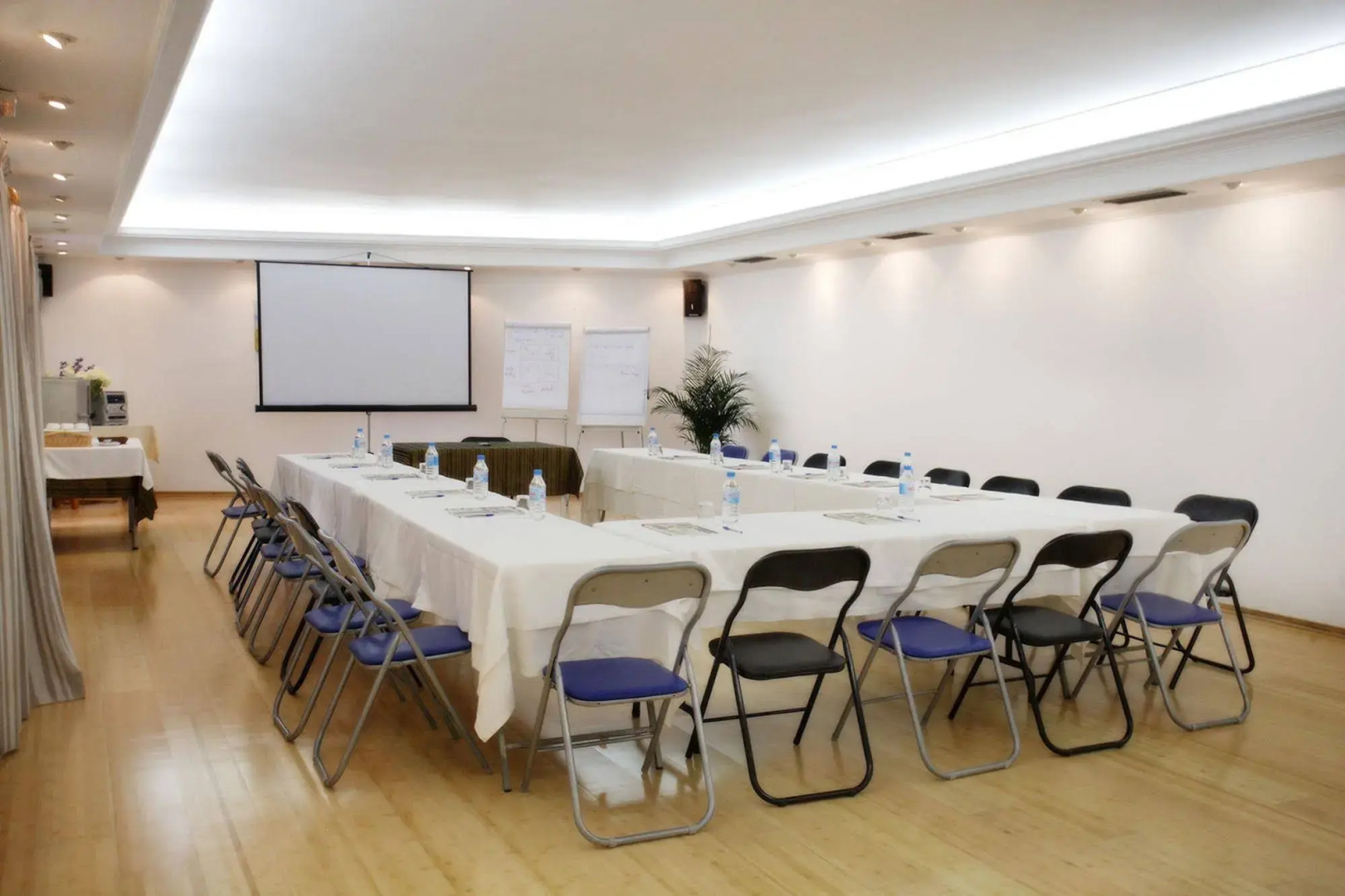 Hotel Apartamentos Cala Santanyi