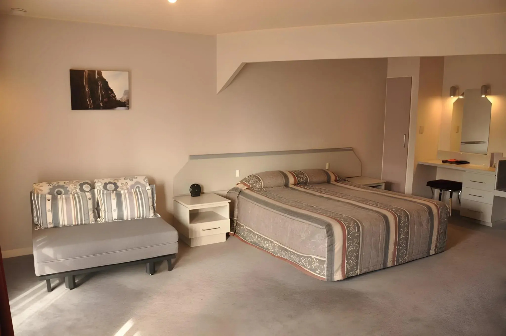 The Village Inn Hotel