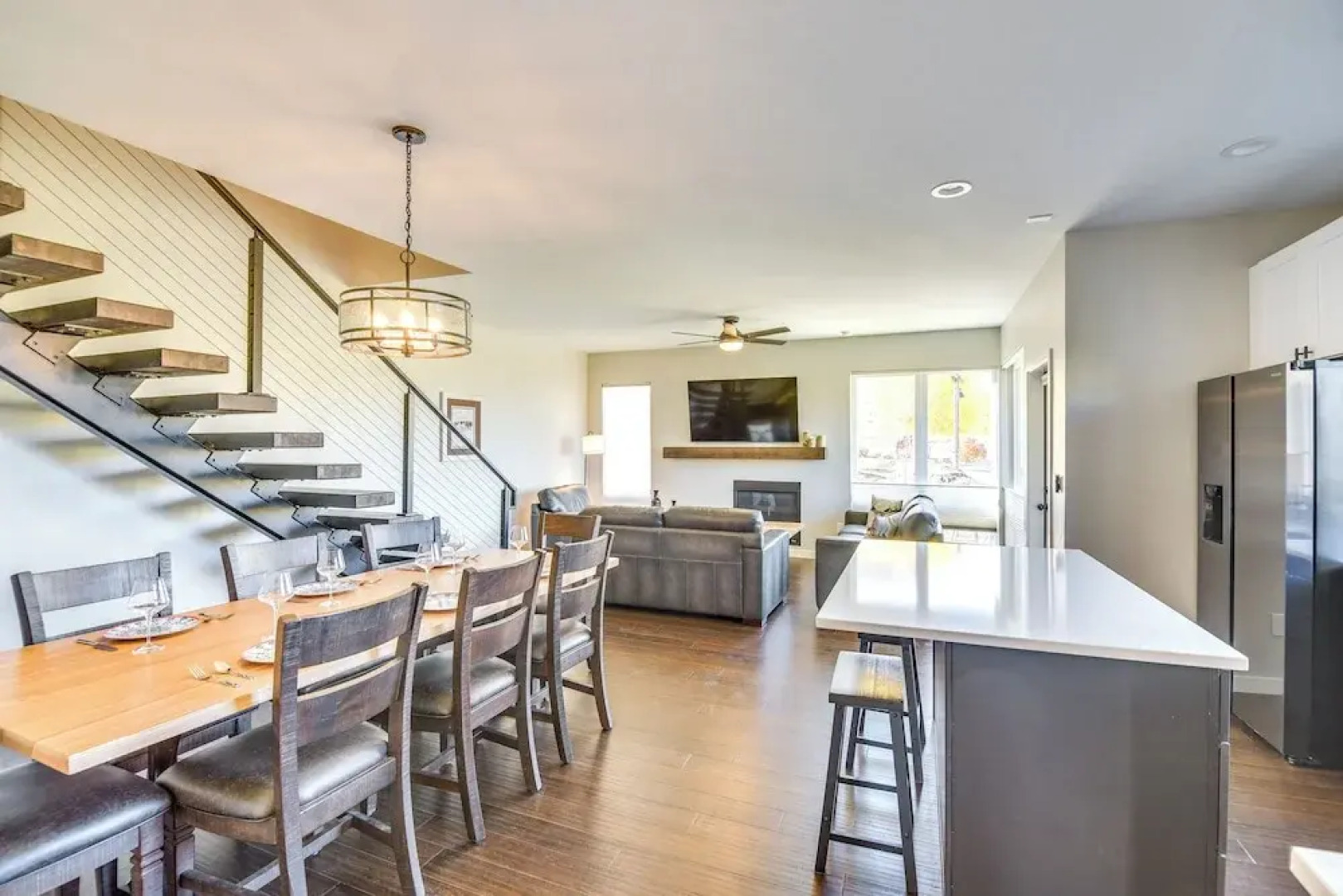 Ski-in/ski-out Granby Townhouse w/ Private Hot Tub