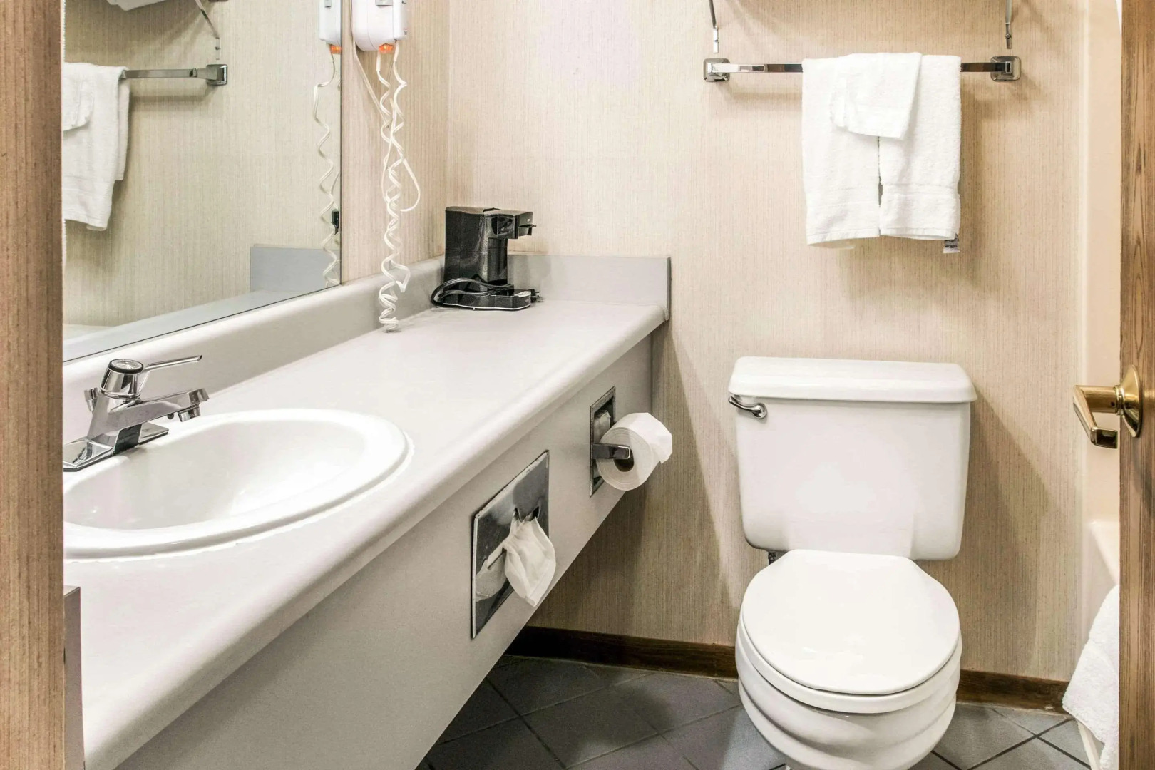 Rodeway Inn Grandville - Grand Rapids