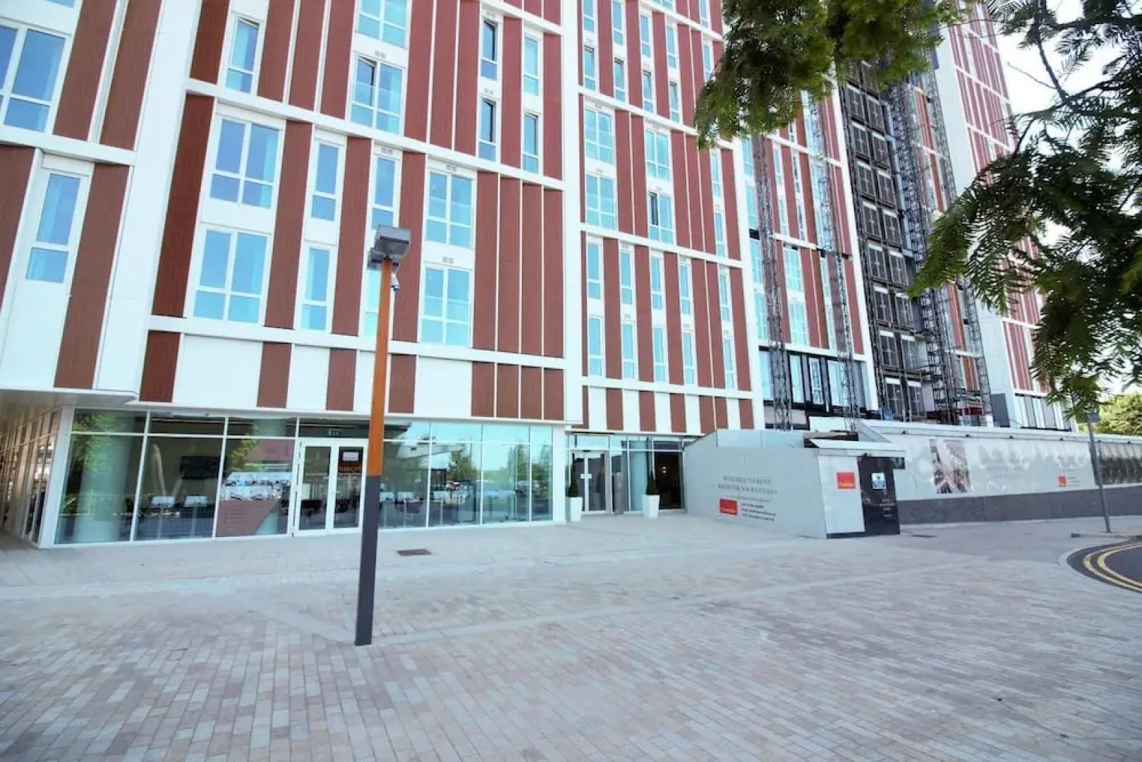 Braybrooke Apartments