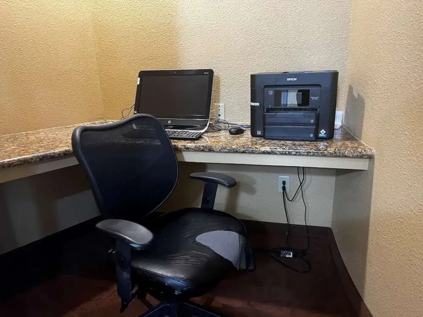 Baymont Inn & Suites Cuero