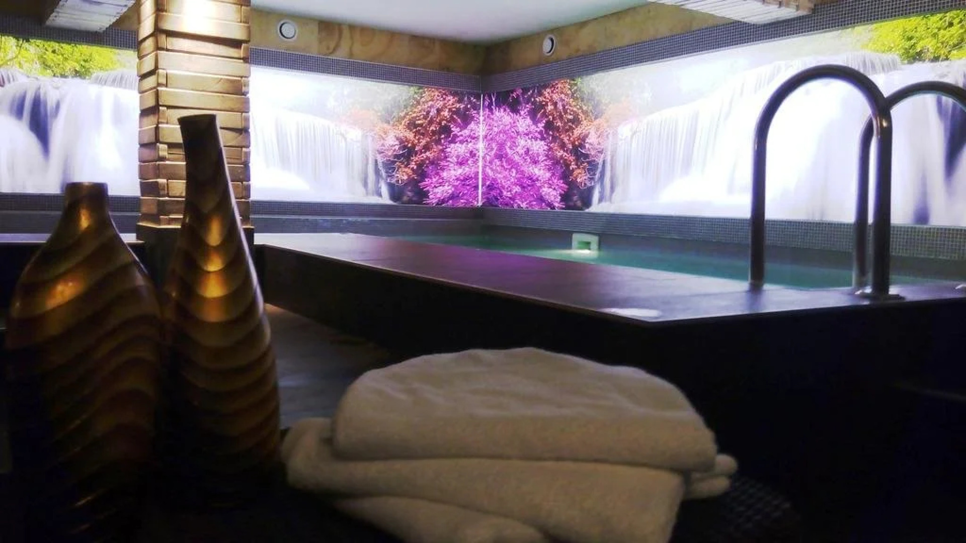 Семеен хотел Виа Лакус