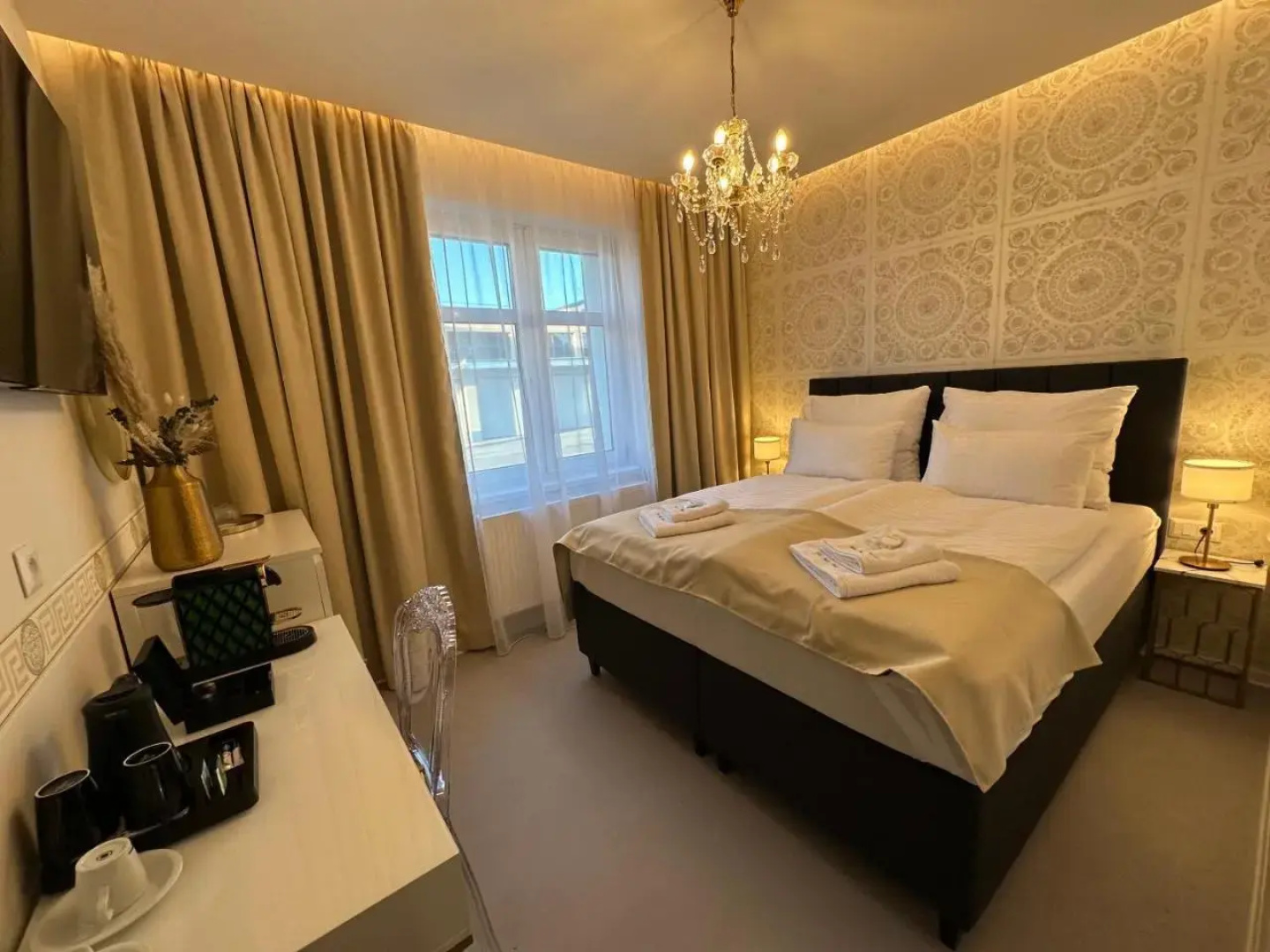 Villa Mala Praha Experience in the Center of Zilina