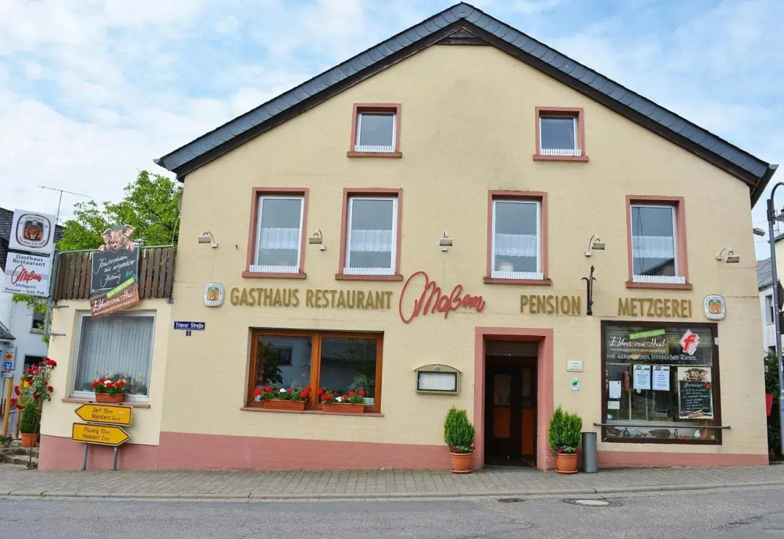 Gasthaus Maem Restaurant Pension Metzgerei