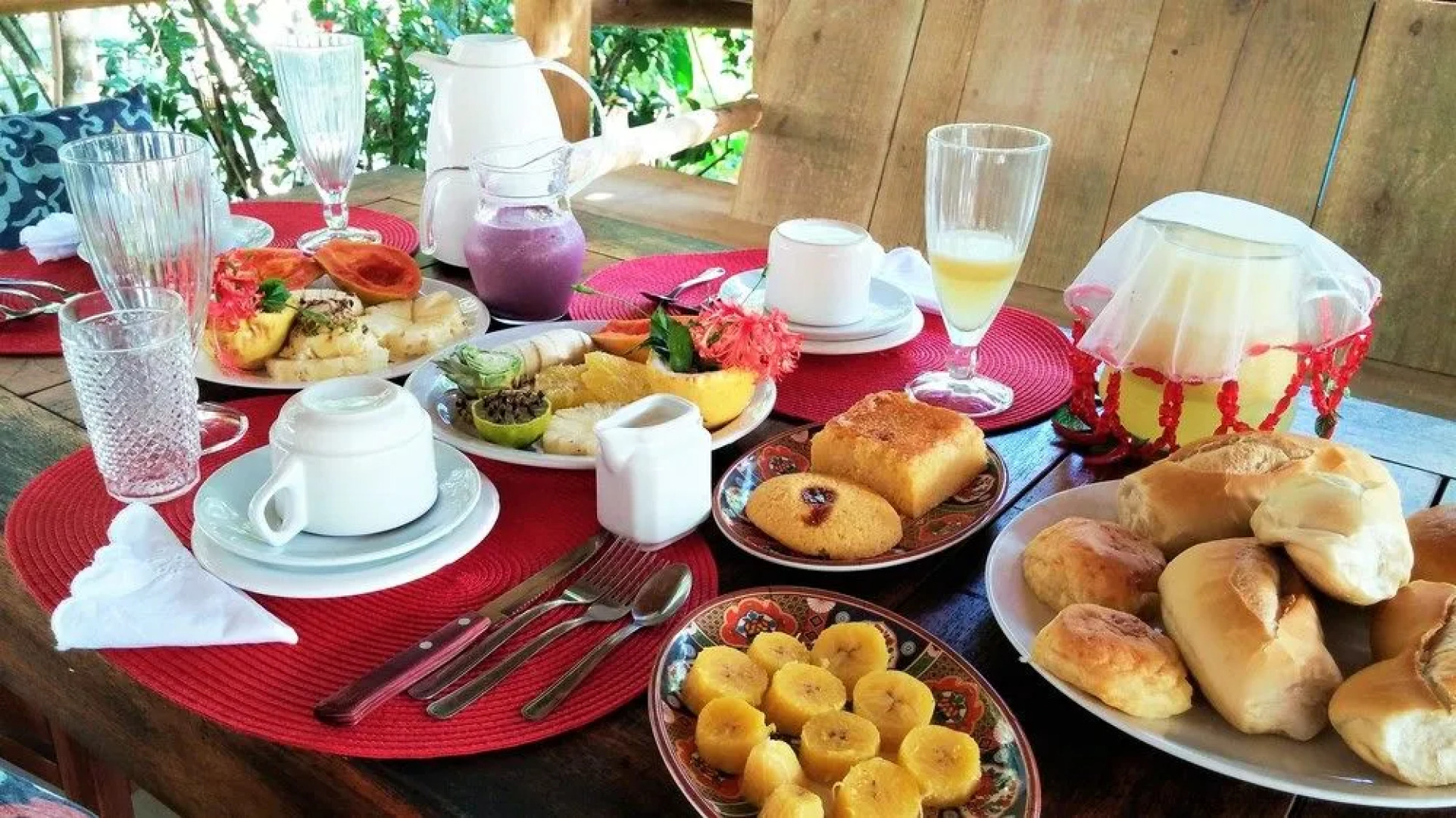 Biribandos Rooms by Trancoso House