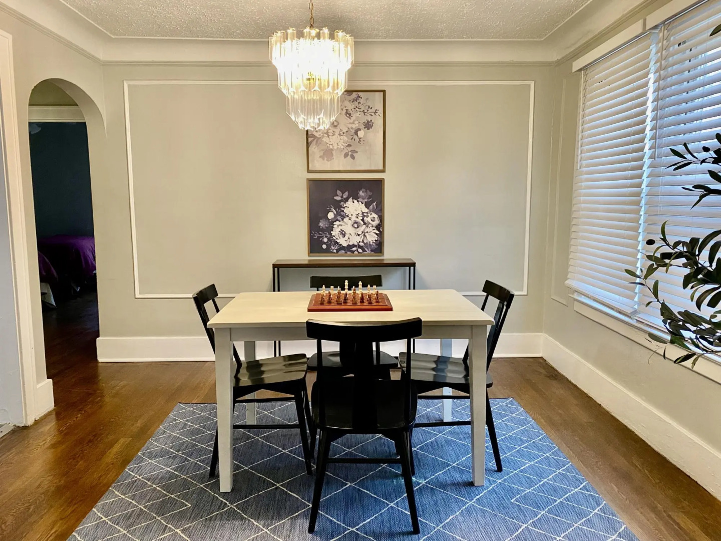 Cozy and Comfortable Apartment