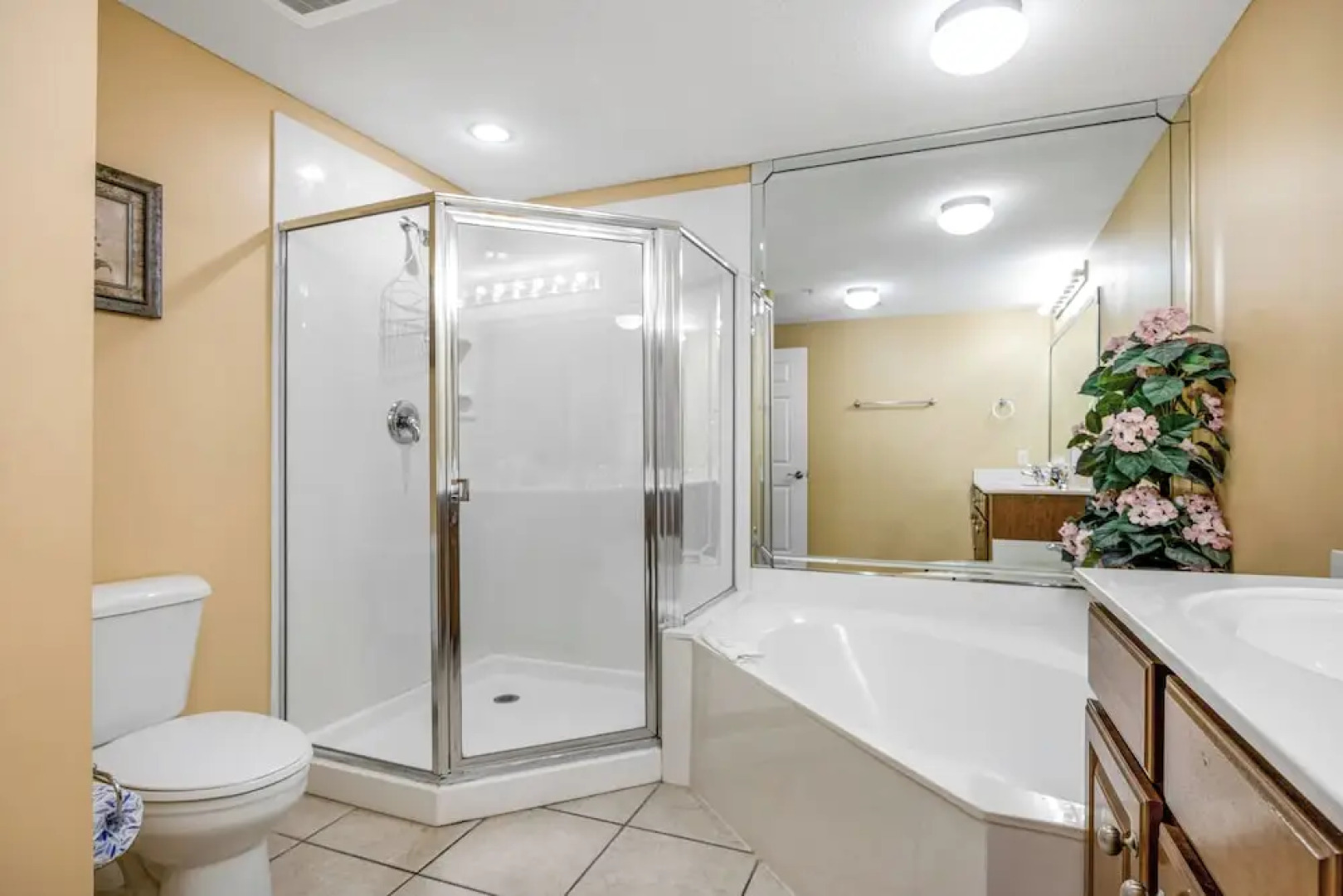 Corner Unit Right on the Sand, 2 Lagoon-style Pools, Spectacular Views