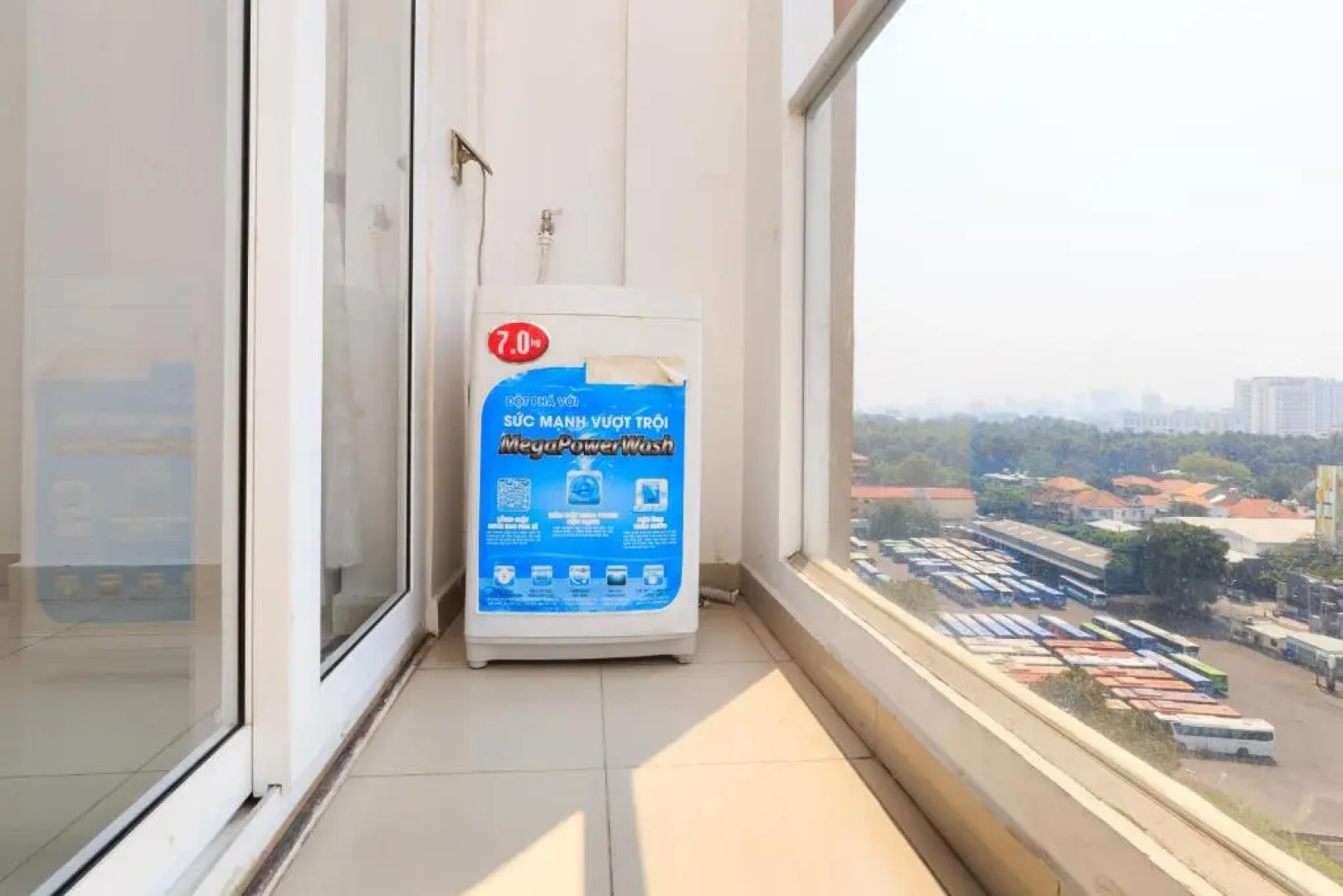 Sky Center Near Airport