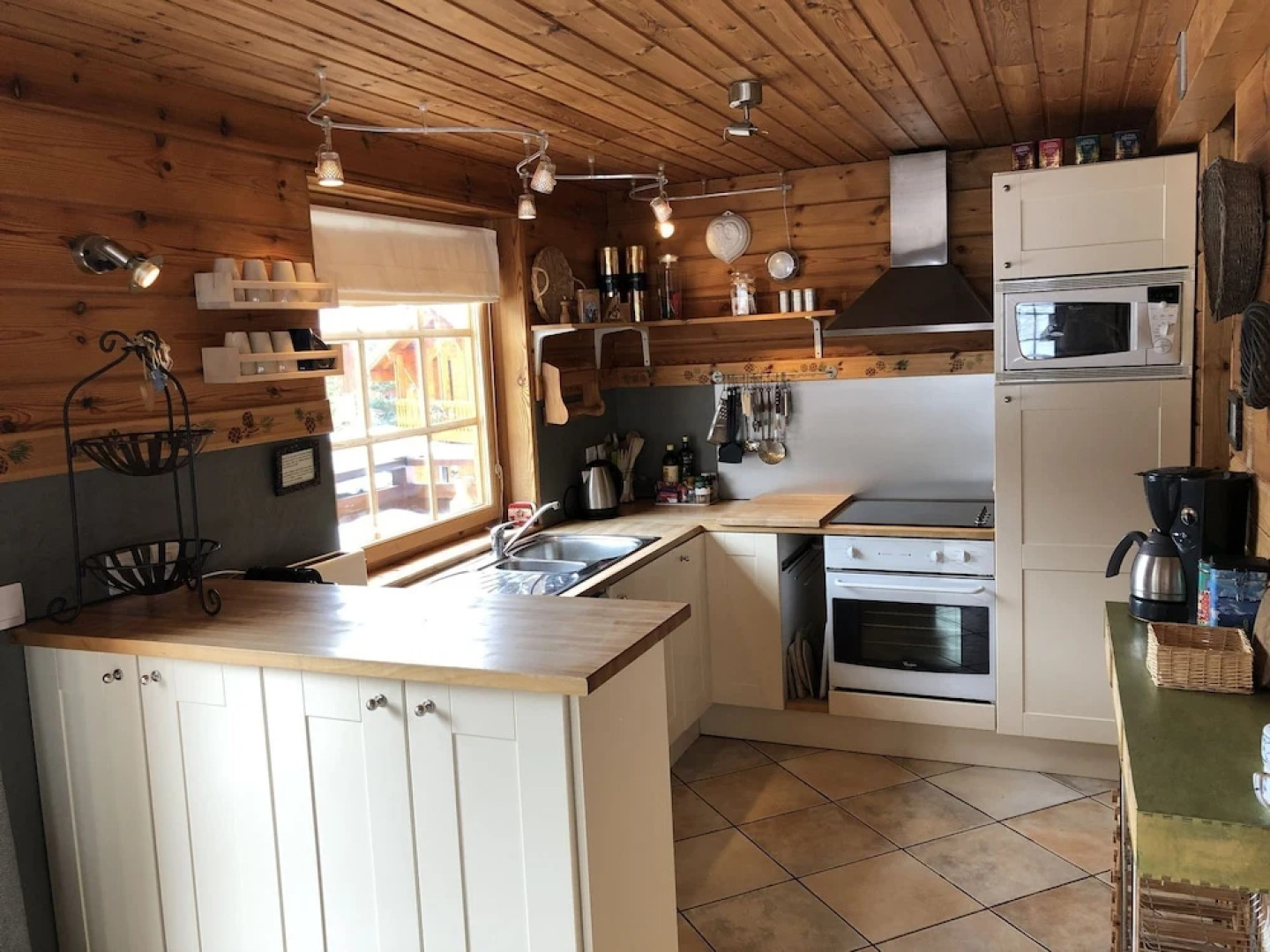 Quaint Holiday Home in Valfrejus with Garden