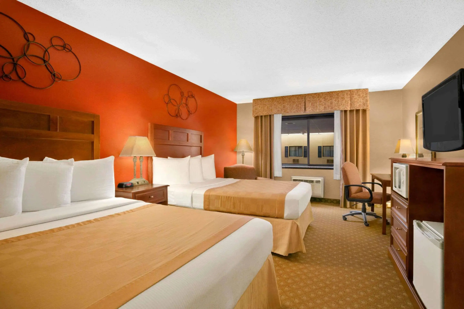 Roosevelt Grand Dakota, SureStay Collection by Best Western