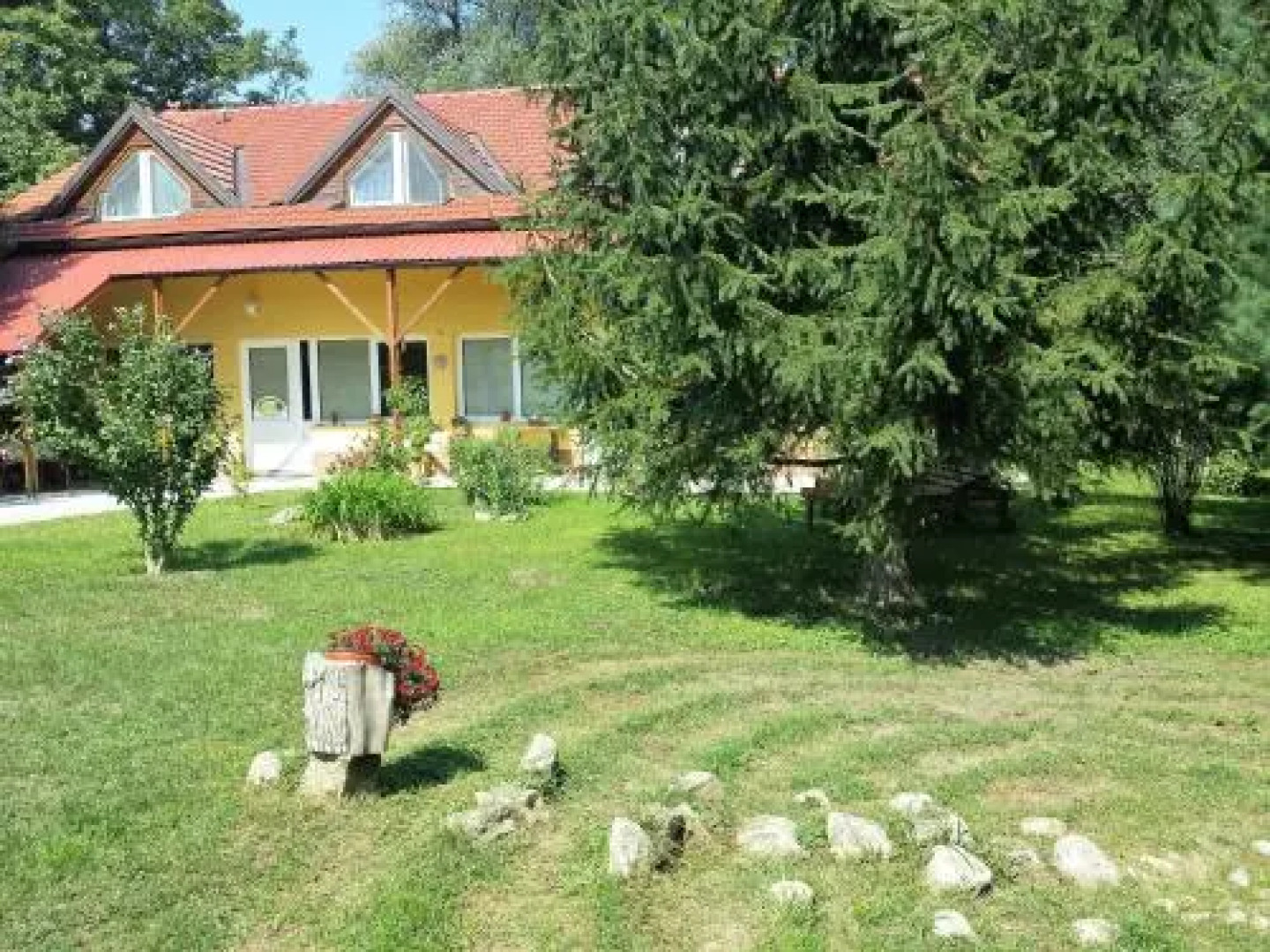 Apartments Vita Center