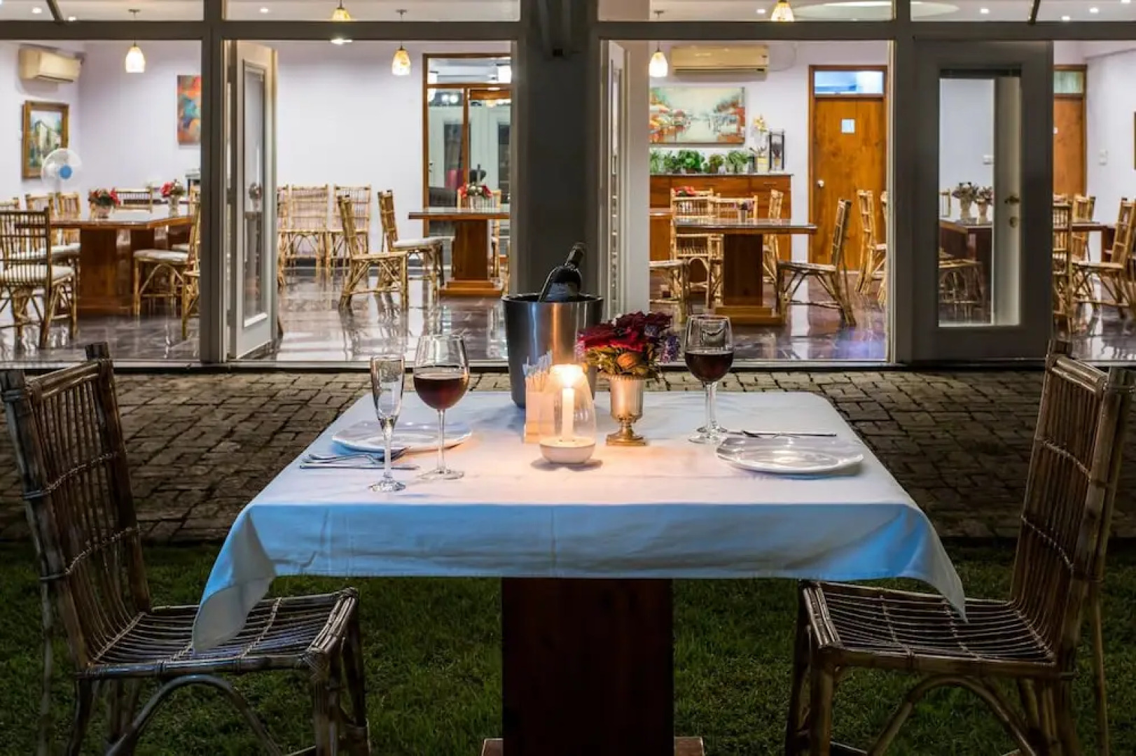 Safira River Front Resort