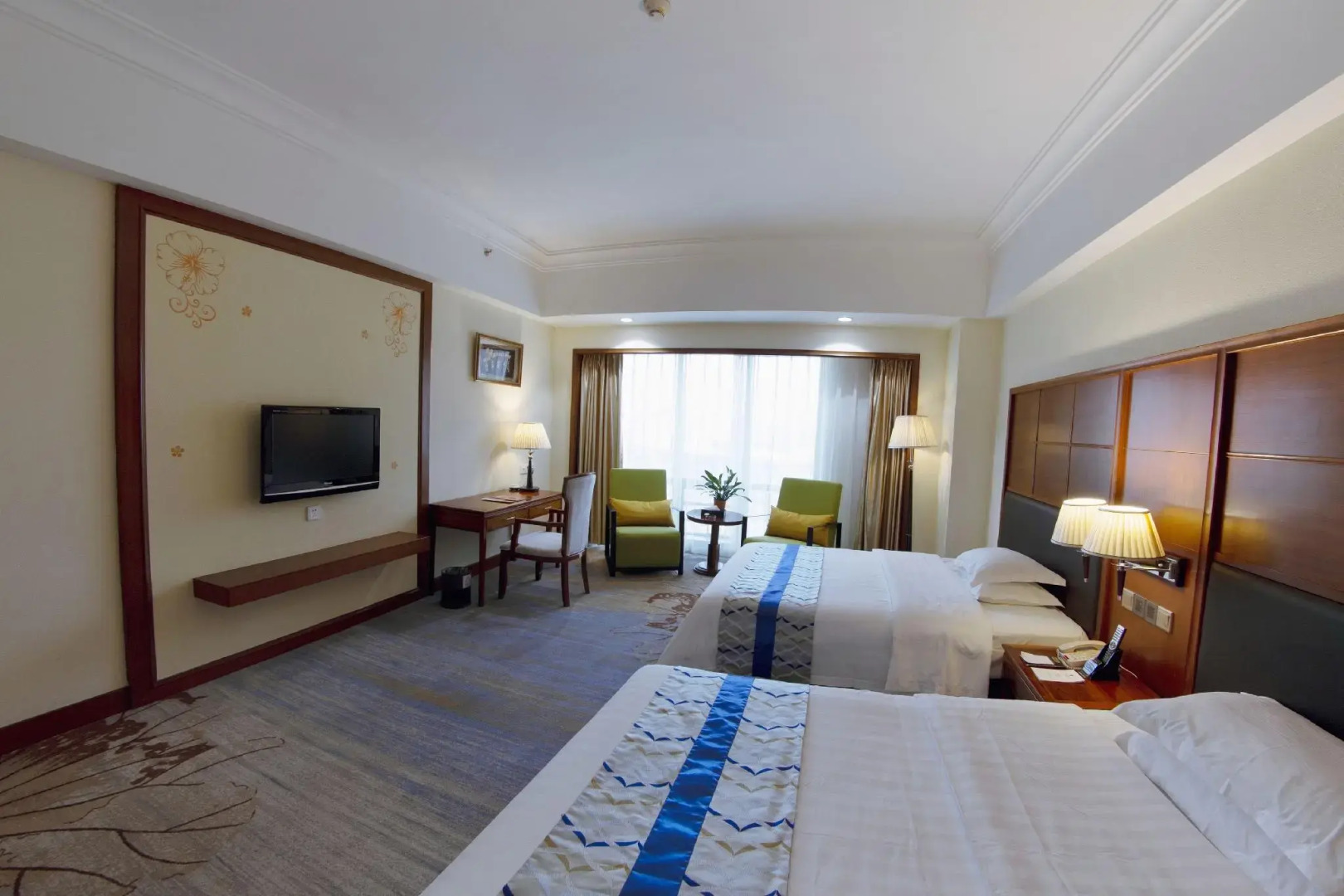 Jiangmen Gladden Hotel