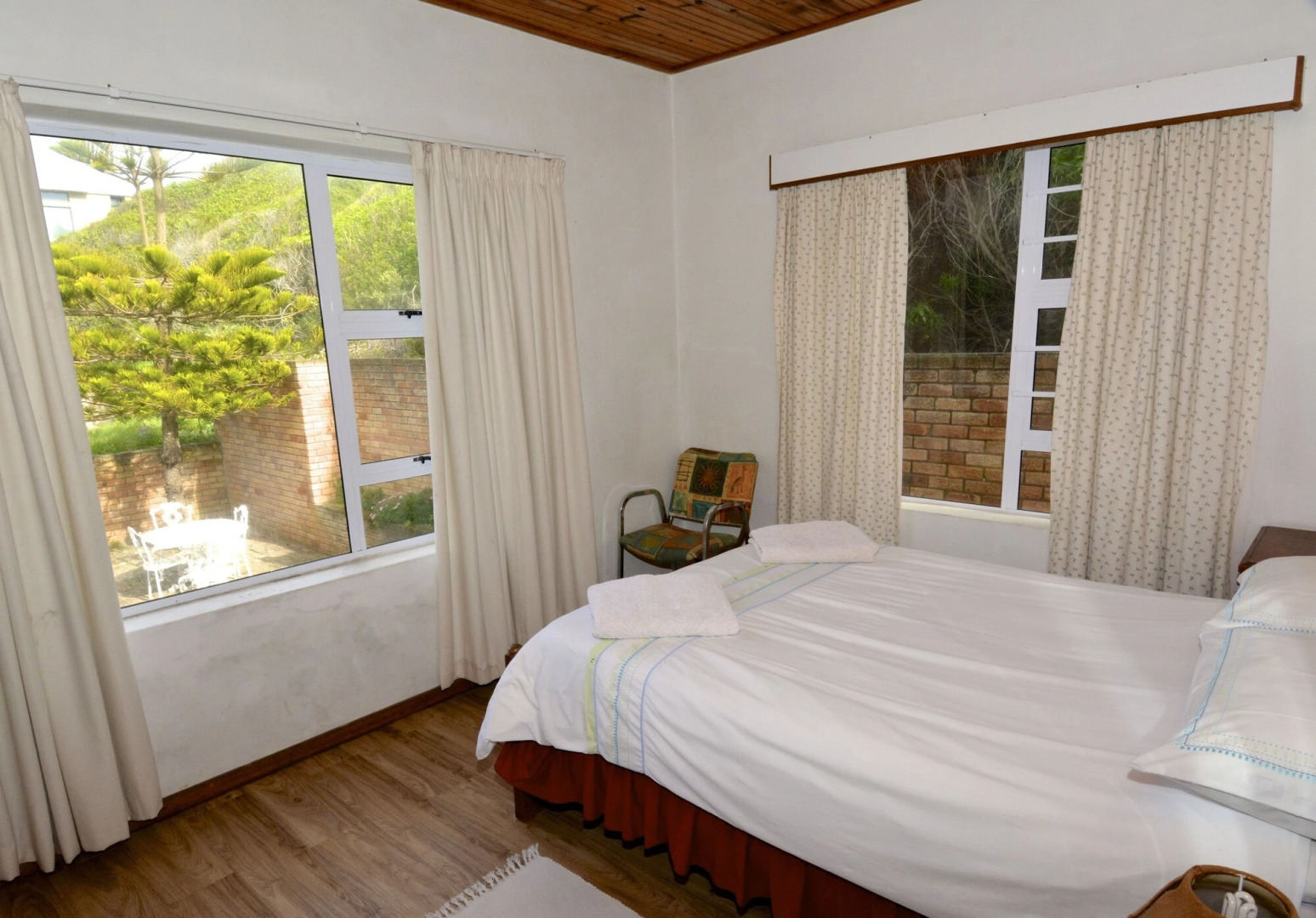 White Shark Backpackers