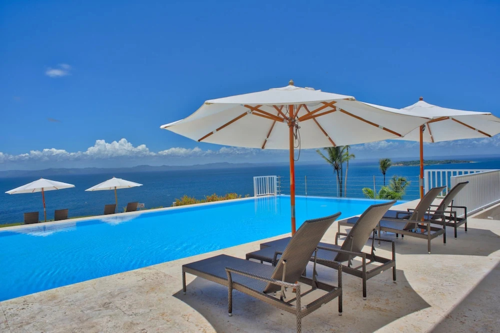 Bluebay Vacation Rentals At Vista Mare