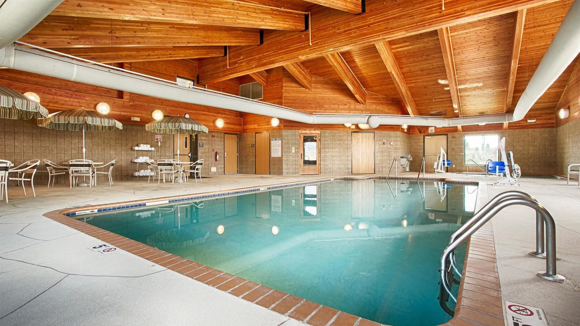 Best Western Plus McCall Lodge & Suites
