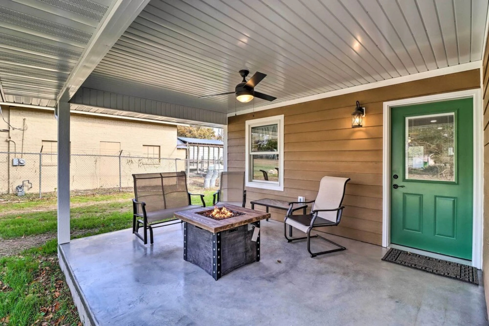 Brand New Cotter Home, Walk to Trout Fishing!