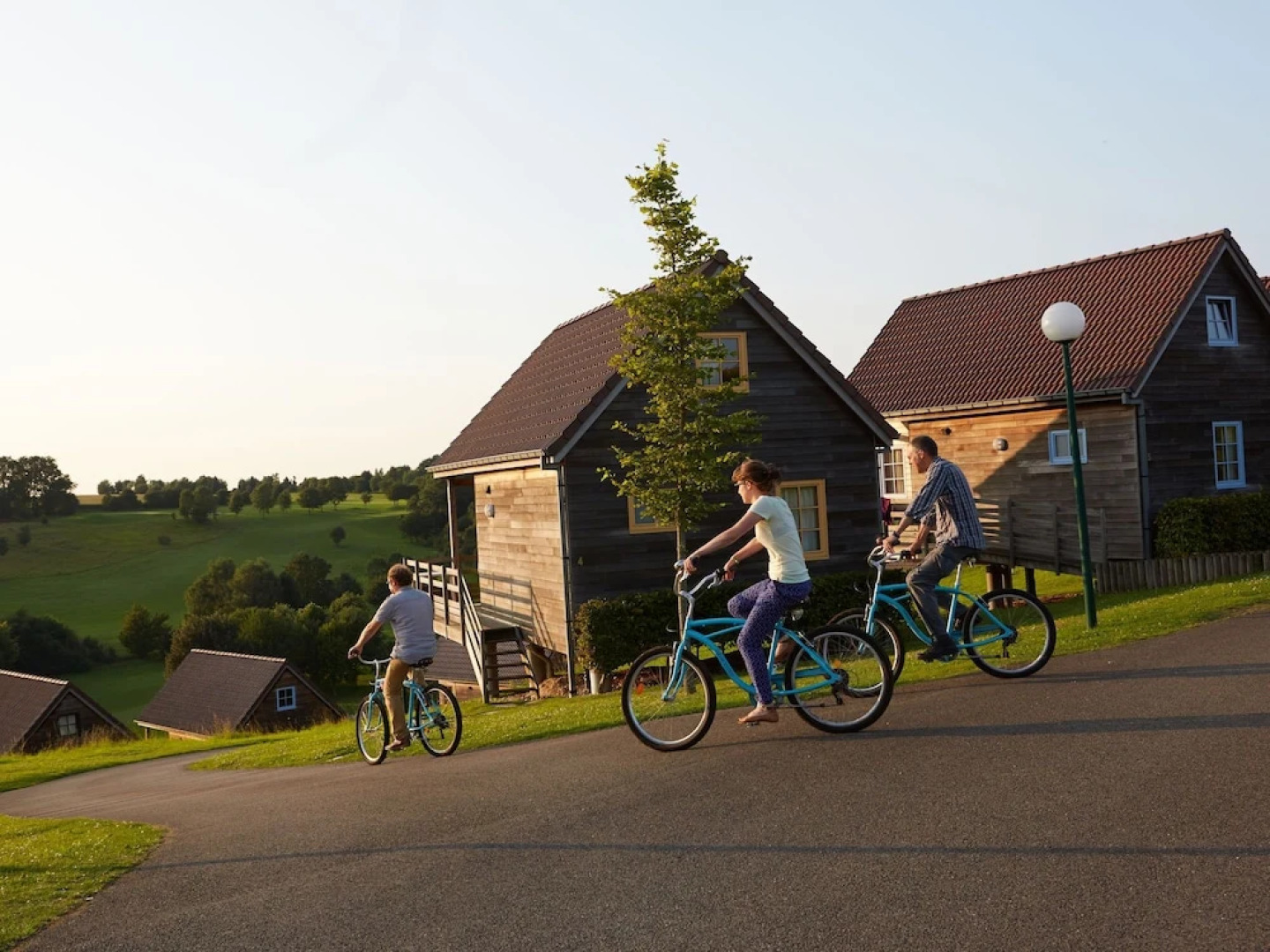 Authentic wooden holiday home in peaceful green surroundings