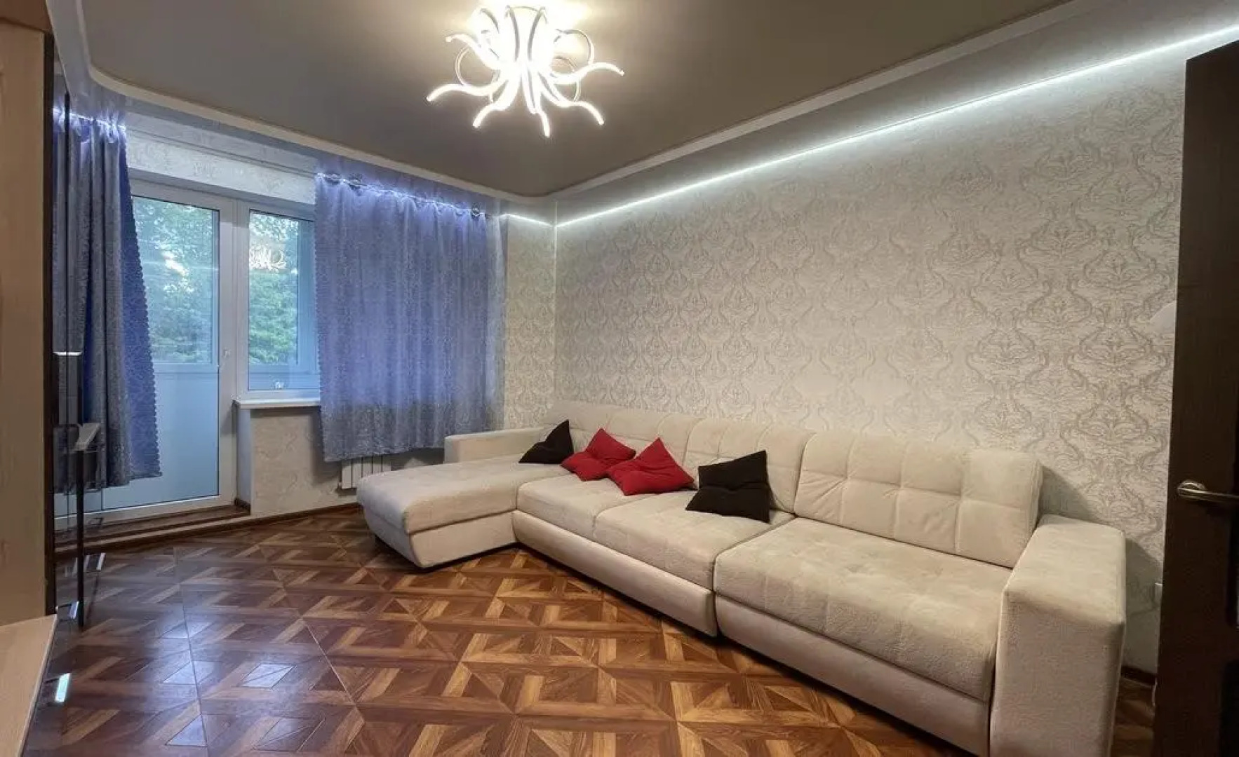 Апартаменты на улице Маршала Жукова