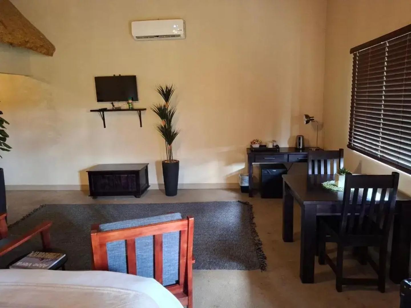 Iphofolo Lodge & Tented Camp