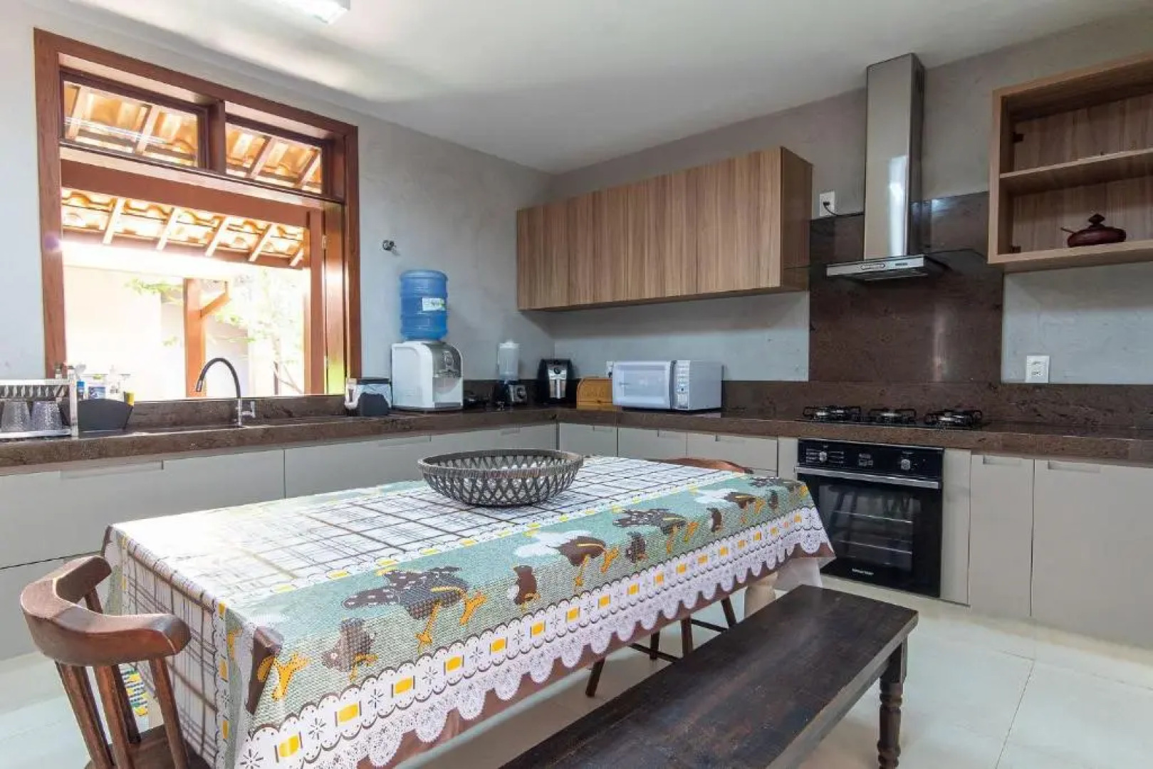 Casa beira mar na Praia de Porto Mirim para 18 pessoas por Carpediem