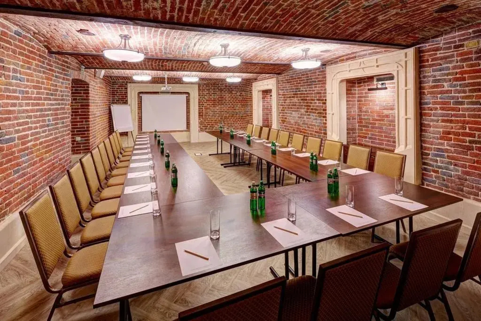 Гостиница «Атлас Делюкс»